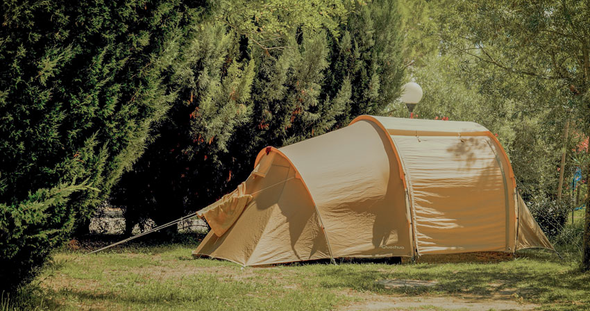 camping emplacement gard