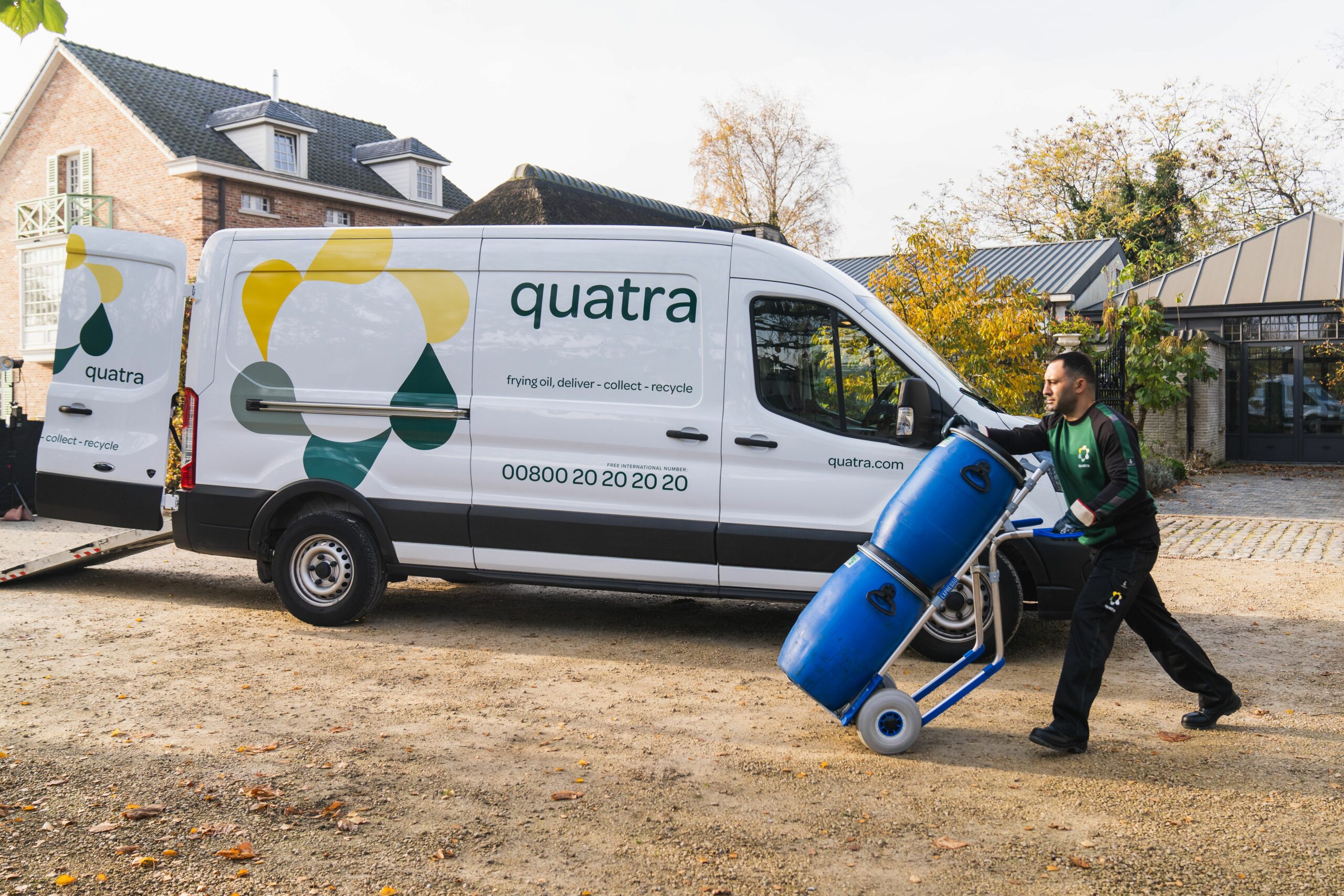 Quatra image